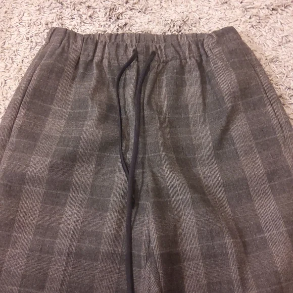 Aritzia Group by Babaton Jimmy Pant Plaid Sz S - Picture 6 of 11